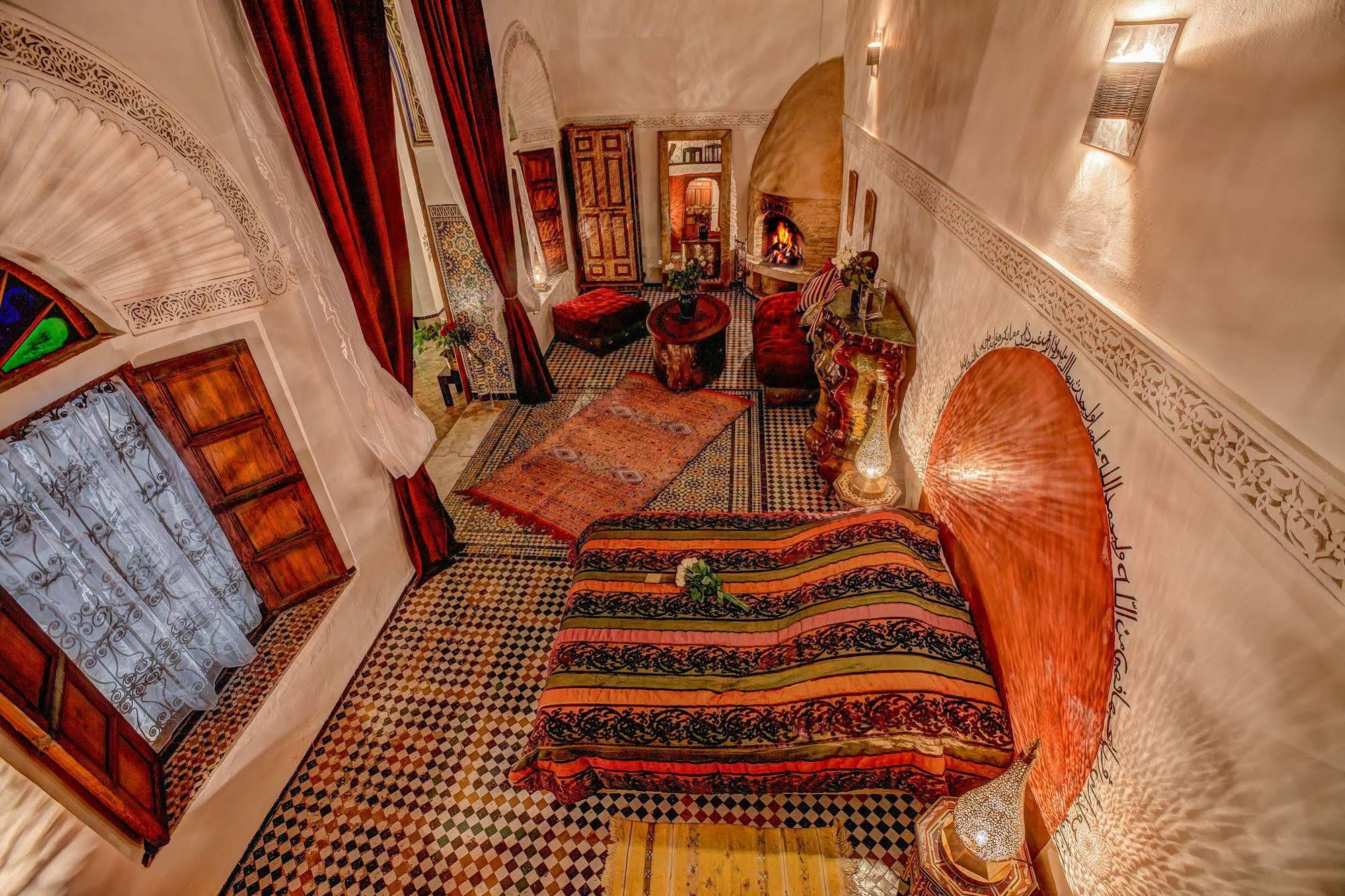 Riad Almaz Фес Екстер'єр фото